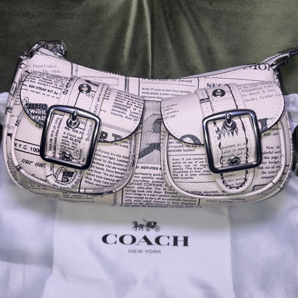 Brand New Coach Newspaper Print Shoulder Bag - Picture 14 of 16